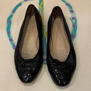 CHANEL Black Leather Loafers with Bow Detail